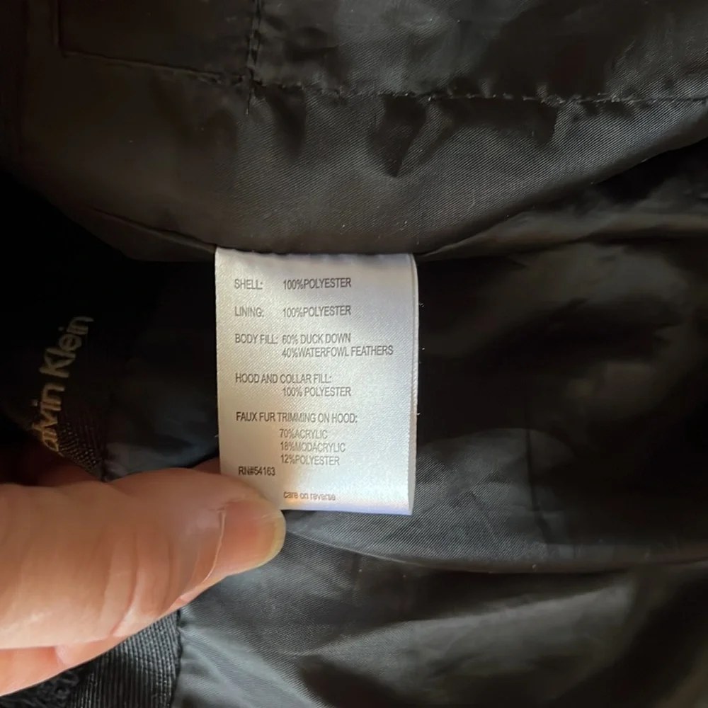 Calvin Klein Black Winter Jacket. Removable Hood, multiple pockets. - Picture 9 of 9